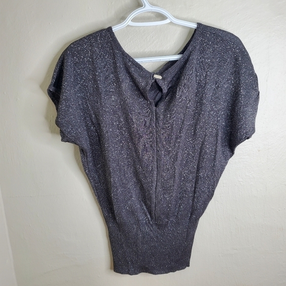 Premise Short Sleeve Sparkling Women's Small Top - Picture 4 of 8